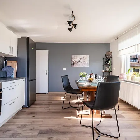 Appartement Haus Am Idyllischen Bach Rheinau